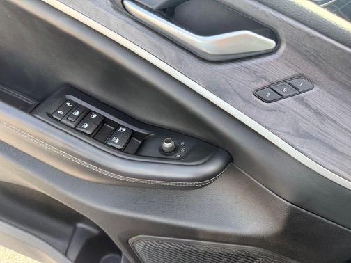 Diamond Black 2023 Jeep Grand Cherokee Limited