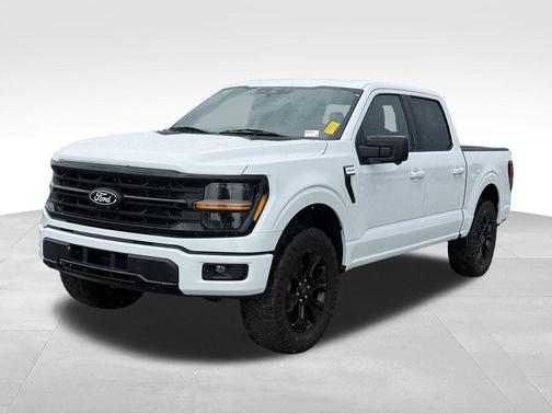 Oxford White 2024 Ford F-150 XLT