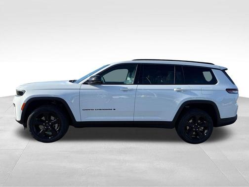 Bright White Clearcoat 2026 Jeep Grand Cherokee L Limited