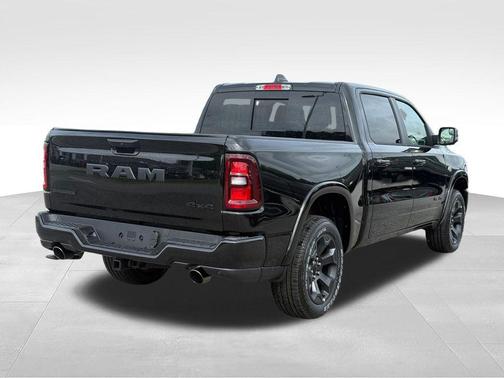 Diamond Black 2026 RAM 1500 Big Horn/Lone Star