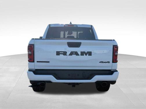 Bright White Clearcoat 2026 RAM 1500 Big Horn/Lone Star