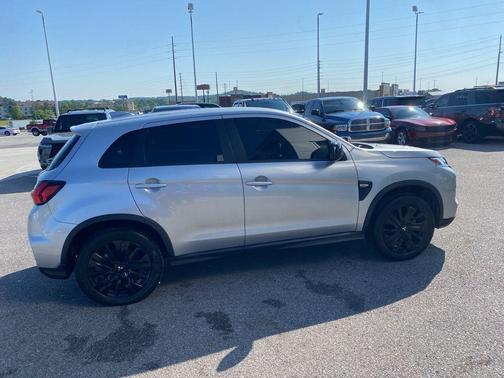 2024 Mitsubishi Outlander Sport 2.0 LE