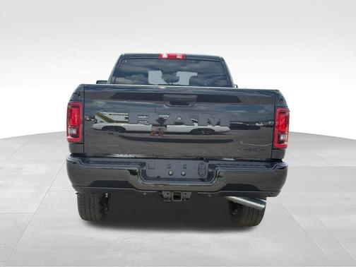 Diamond Black 2026 RAM 2500 Big Horn