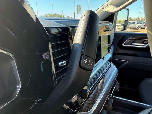 2026 Chevrolet Silverado 3500 LT