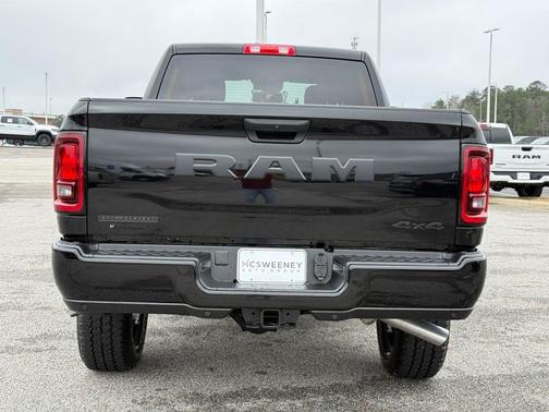 Diamond Black 2026 RAM 2500 Big Horn