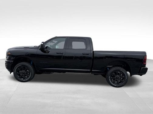 Diamond Black 2026 RAM 2500 Big Horn