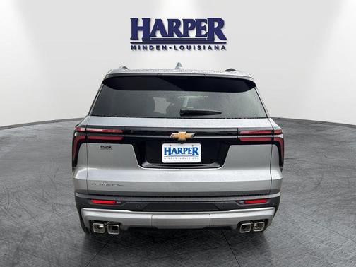 Sterling Gray Metallic 2026 Chevrolet Traverse LT