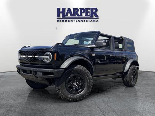 Shadow Black 2023 Ford Bronco Wildtrak