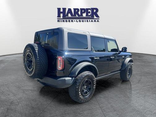 Shadow Black 2023 Ford Bronco Wildtrak