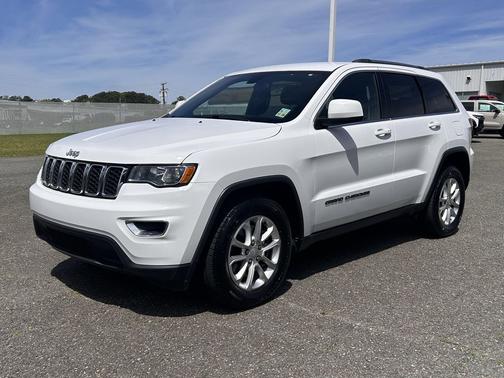 2021 Jeep Grand Cherokee Laredo