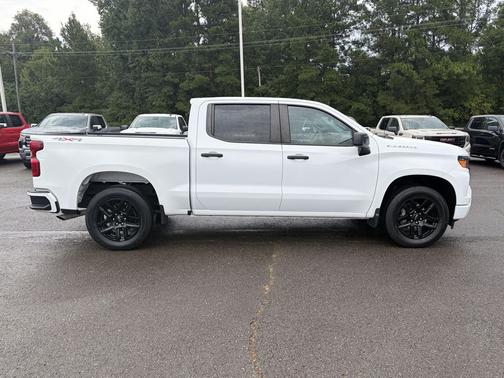 Summit White 2024 Chevrolet Silverado 1500 Custom