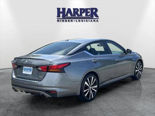 2022 Nissan Altima SR VC-Turbo FWD