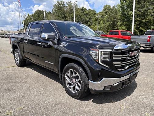 Onyx Black 2023 GMC Sierra 1500 SLT