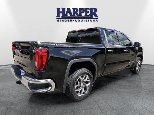Onyx Black 2023 GMC Sierra 1500 SLT