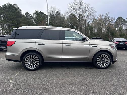 2019 Lincoln Navigator Reserve
