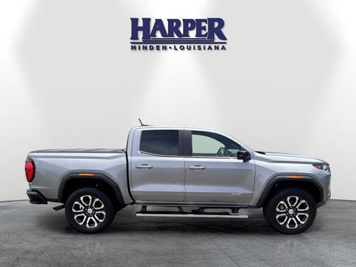 Sterling Metallic 2024 GMC Canyon AT4