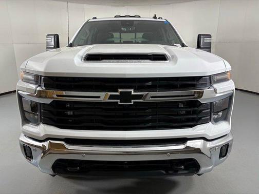 2026 Chevrolet Silverado 3500 LT