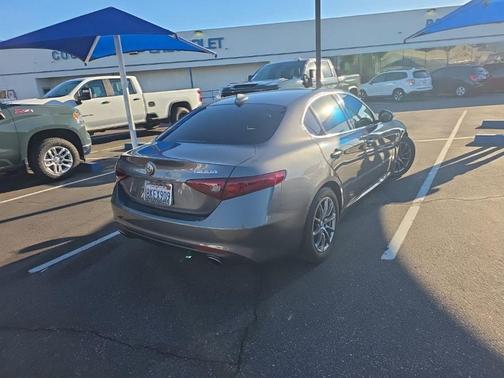 2019 Alfa Romeo Giulia Base