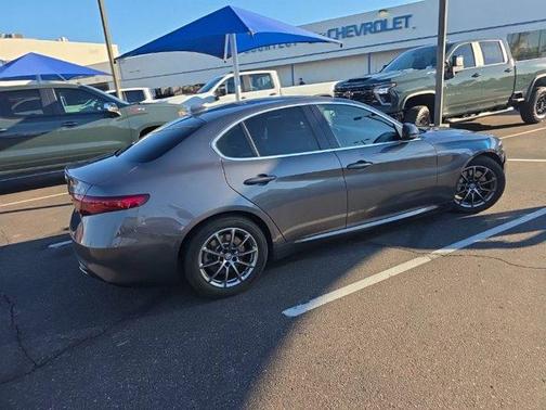 2019 Alfa Romeo Giulia Base