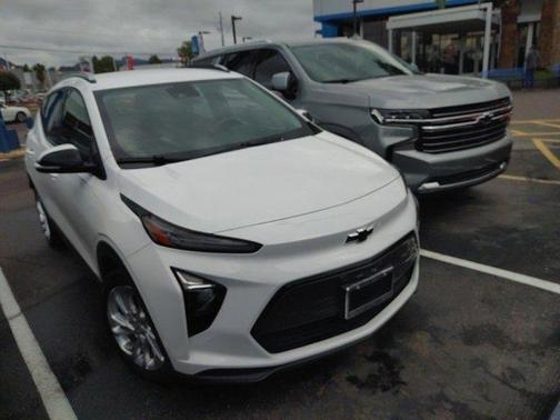 2022 Chevrolet Bolt EUV LT