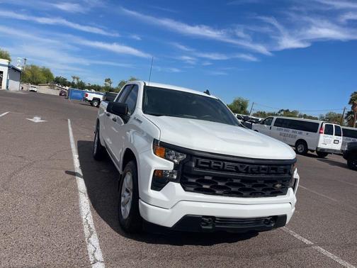 2022 Chevrolet Silverado 1500 Custom