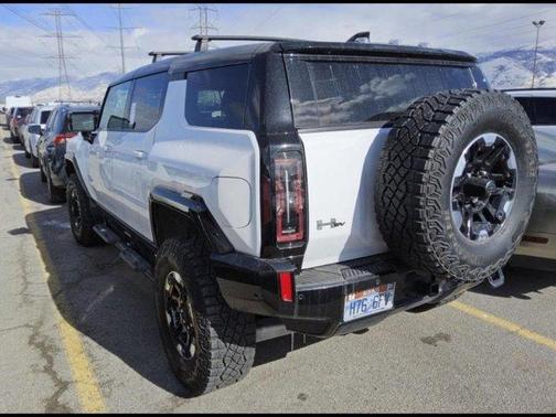 2024 GMC HUMMER EV SUV 2X