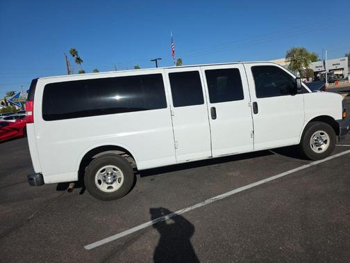 2017 Chevrolet Express 3500 LT