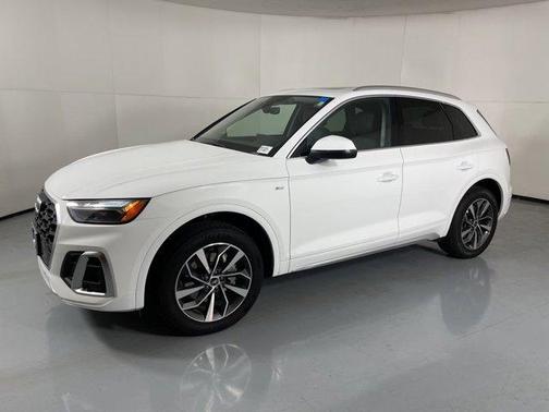 2023 Audi Q5 45 S line quattro Premium