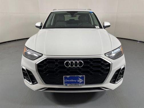 2023 Audi Q5 45 S line quattro Premium