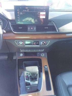 2023 Audi Q5 45 S line quattro Premium