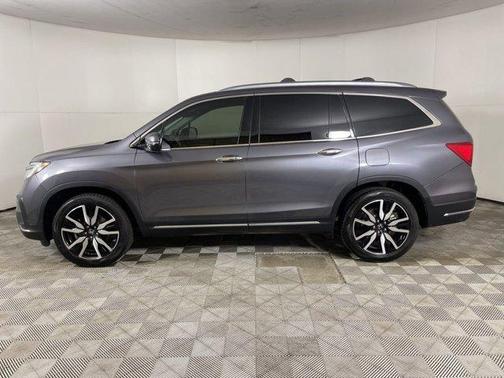 2021 Honda Pilot Touring 8-Passenger
