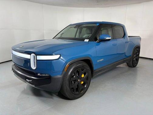 2022 Rivian R1T Adventure Package