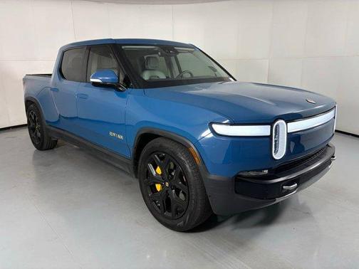 2022 Rivian R1T Adventure Package
