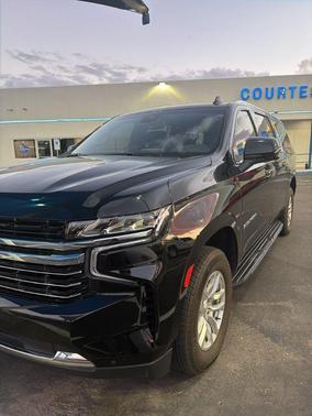 2024 Chevrolet Suburban LT