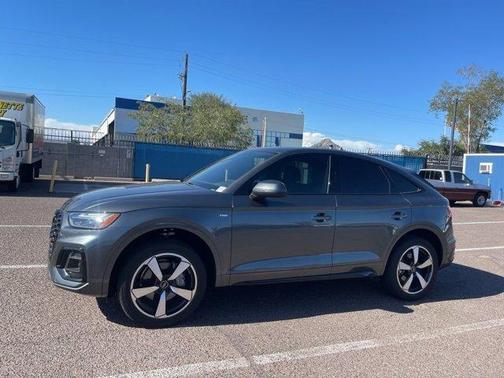 2023 Audi Q5 45 S line Premium Plus
