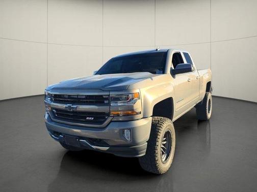 Pepperdust Metallic 2017 Chevrolet Silverado 1500 LT