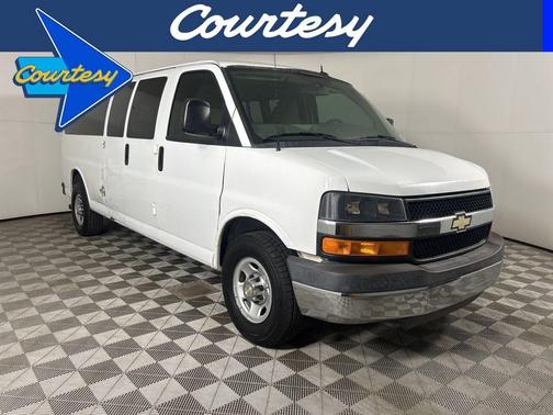 2015 Chevrolet Express 3500 LT