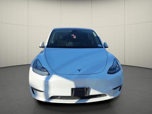 White 2021 Tesla Model Y Long Range
