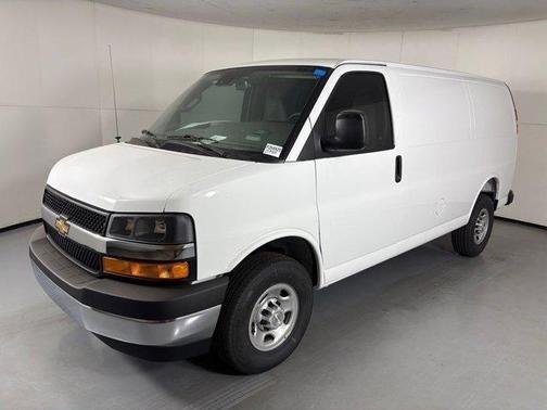 2026 Chevrolet Express 2500 Work Van