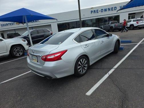 2017 Nissan Altima 2.5 SV
