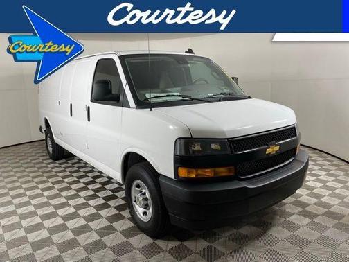 2025 Chevrolet Express 3500 Work Van