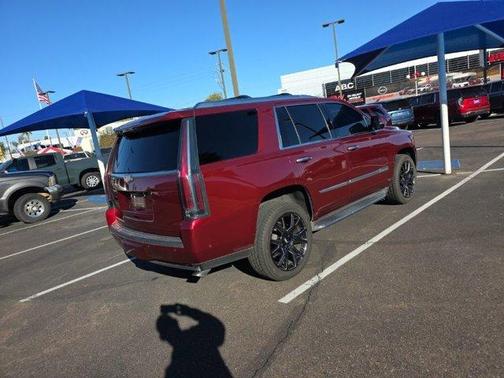 2019 Cadillac Escalade Luxury