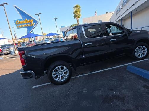 2023 Chevrolet Silverado 1500 LTZ