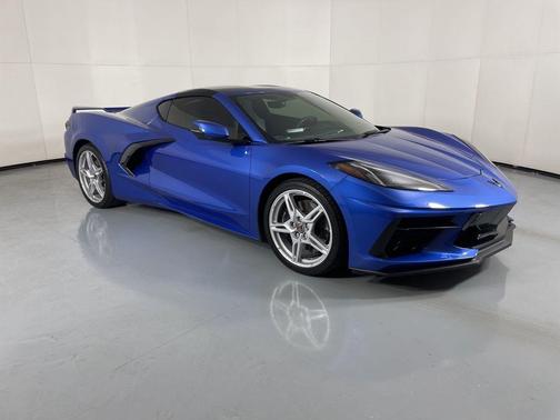2022 Chevrolet Corvette Stingray w/2LT