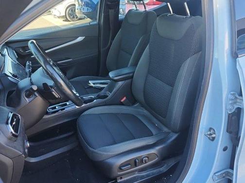 2023 Chevrolet Bolt EUV LT