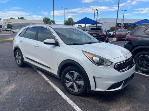 2017 Kia Niro LX