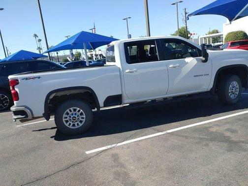 2024 Chevrolet Silverado 2500 LT