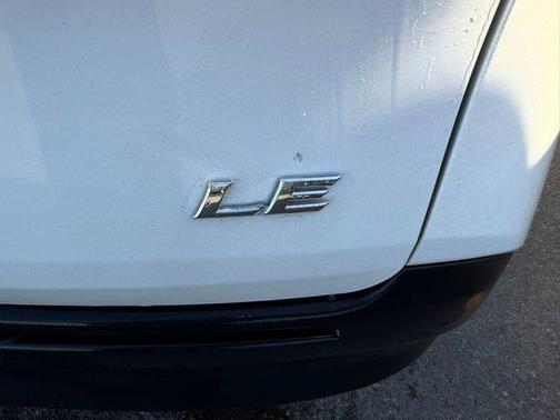 2025 Toyota Sienna LE