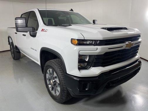 2025 Chevrolet Silverado 2500 Custom