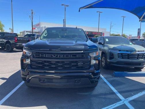 2022 Chevrolet Silverado 1500 Custom